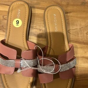 Chic Pink Sandals with Elegant Straps
